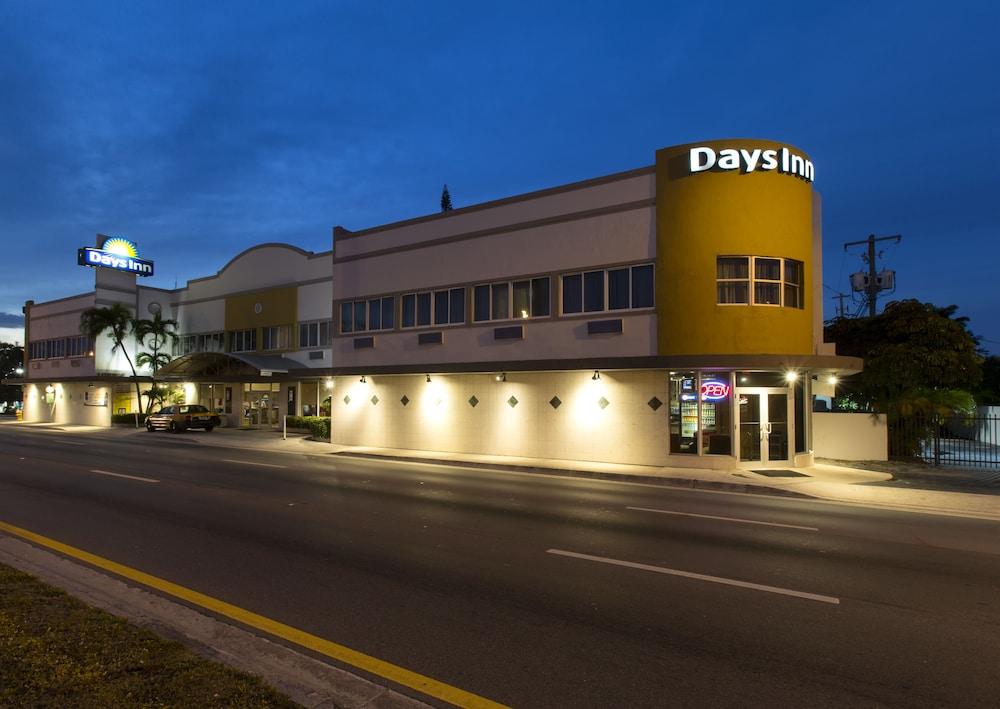 Days Inn By Wyndham Miami Airport North Miami Springs Eksteriør bilde