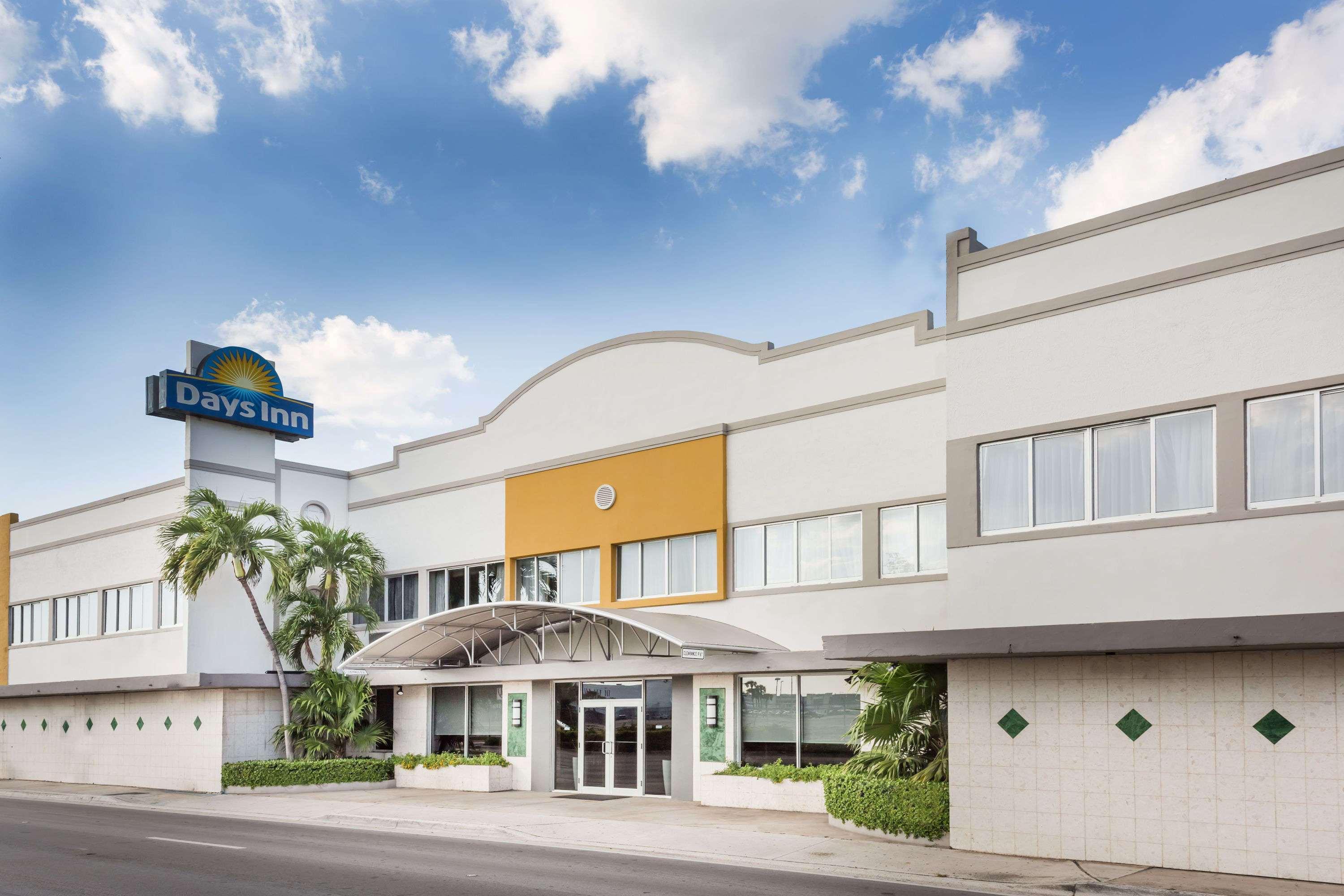 Days Inn By Wyndham Miami Airport North Miami Springs Eksteriør bilde