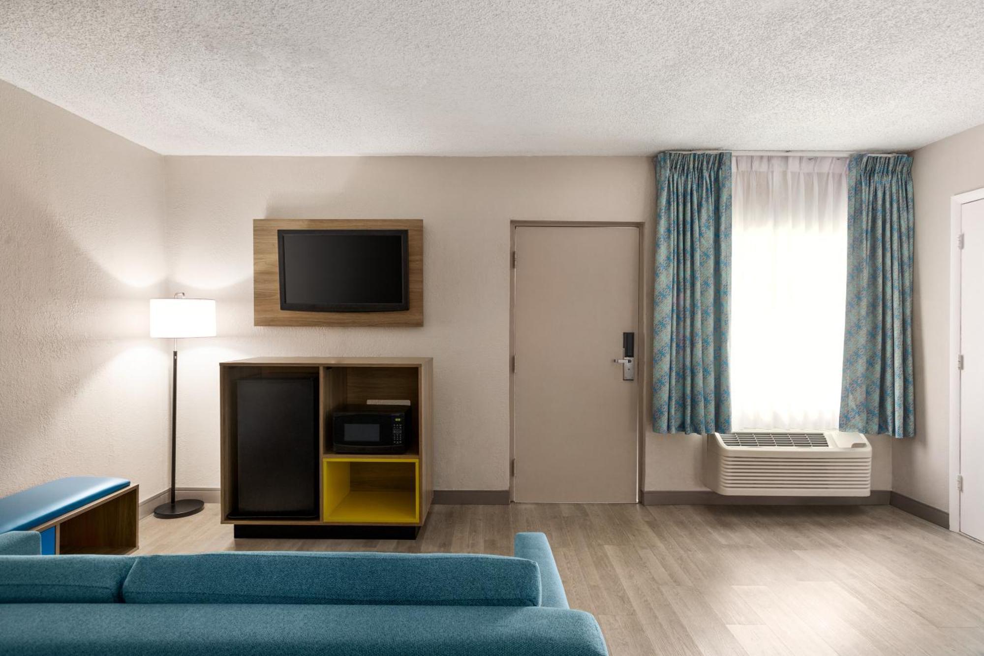 Days Inn By Wyndham Miami Airport North Miami Springs Eksteriør bilde
