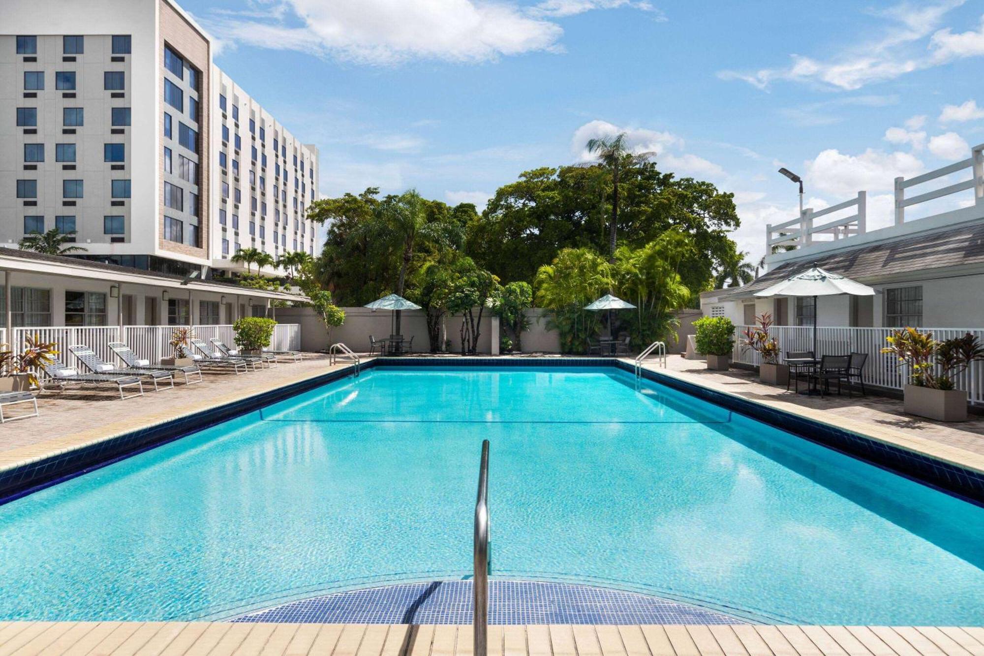 Days Inn By Wyndham Miami Airport North Miami Springs Eksteriør bilde